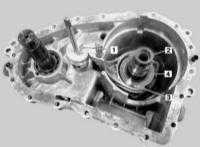  Снятие и установка механизма переключения раздаточной коробки Mercedes-Benz W163